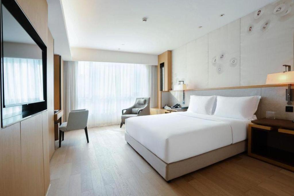 The East Hotel Hangzhou Bagian luar foto