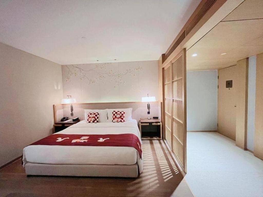 The East Hotel Hangzhou Bagian luar foto