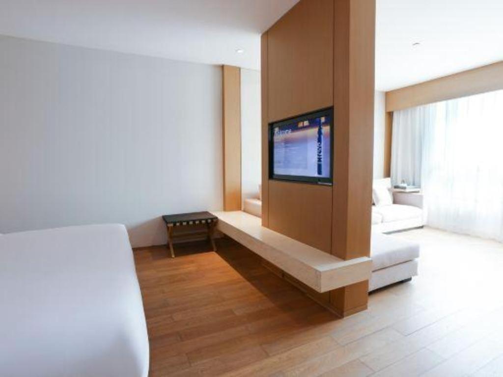 The East Hotel Hangzhou Bagian luar foto